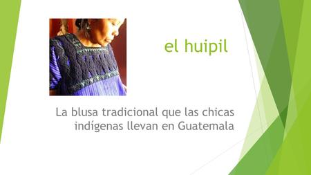 El huipil La blusa tradicional que las chicas indígenas llevan en Guatemala.