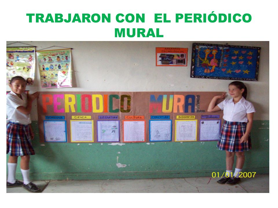 TRABJARON CON EL PERIÓDICO MURAL