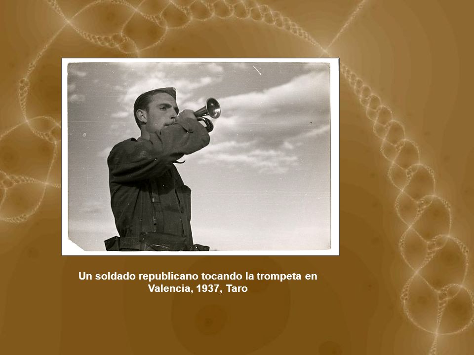 Un soldado republicano tocando la trompeta en Valencia, 1937, Taro