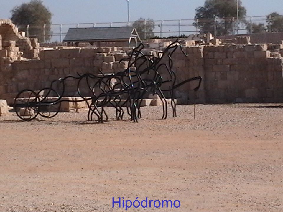 Teatro de Cesarea Hipódromo Caesarea theater Features of the Theater