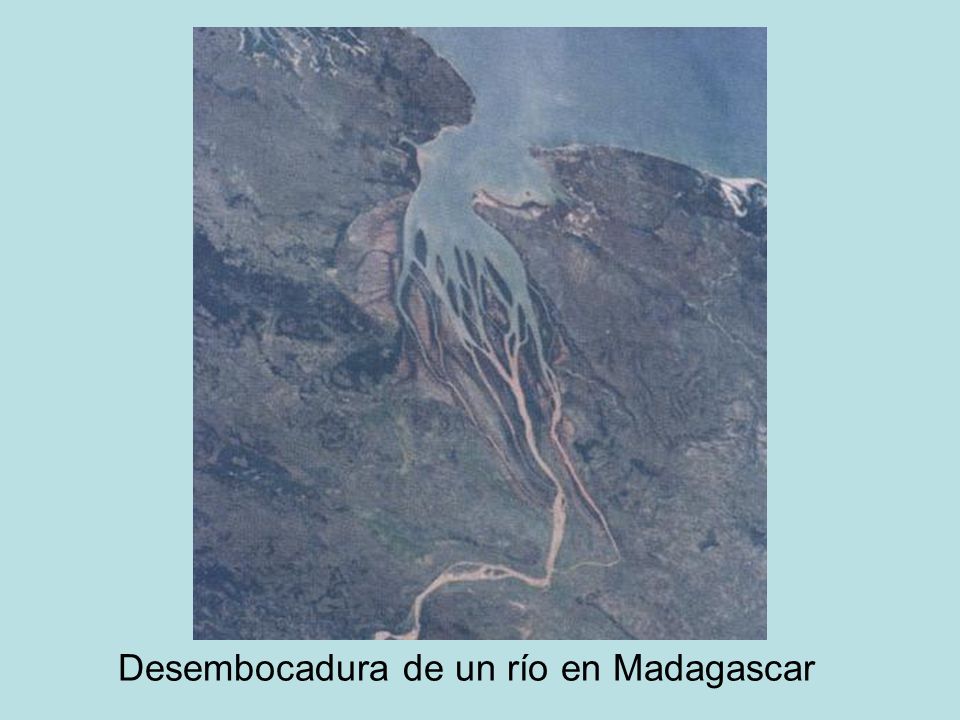 Desembocadura de un río en Madagascar