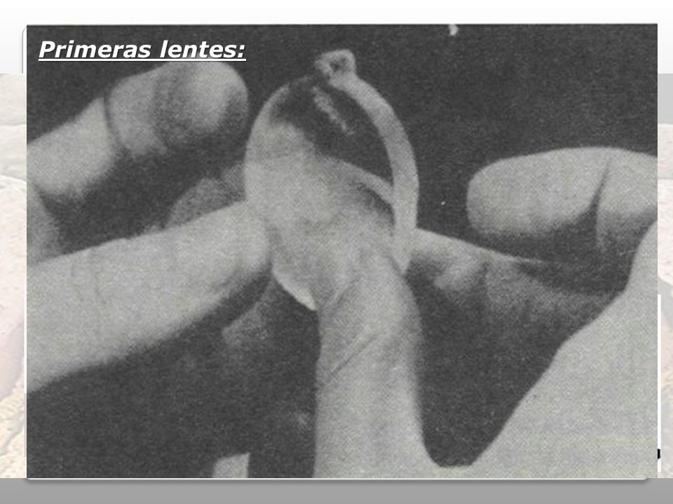 Primeras lentes: Algunos microscopios antiguos: