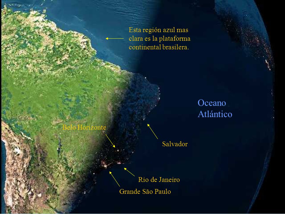 Esta región azul mas clara es la plataforma continental brasilera.