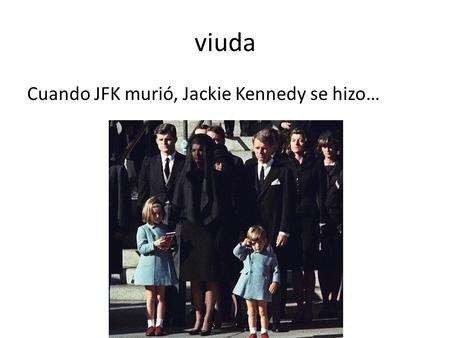 Viuda Cuando JFK murió, Jackie Kennedy se hizo…. vergüenza La modelo se cayó durante el desfile de modas. Ella está bien peo tiene mucha…
