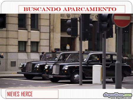 BUSCANDO APARCAMIENTO NIEVES HERCE. Jordi está en el centro de Barcelona dando vueltas y más vueltas en un intento desesperado de aparcar su coche. Da.