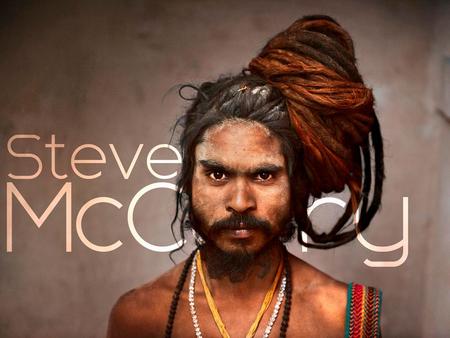 McCurry tomó su retrato más reconocido,  Afgán Girl , en un campo de refugiados cerca de Peshawar,.Pakistán. La foto ha sido ampliamente utilizado.