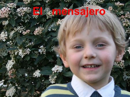 El mensajero Absorto en mis pensamientos cautivó mi atención en el papel el cartero, cuando me disponía a escribir un cuento.
