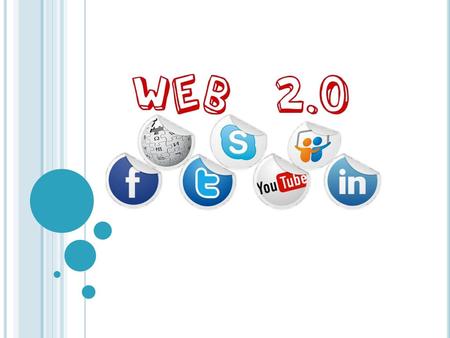 Web 2.0 El término Web 2.0 se utilizó por primera vez en el año 2004, cuando Tim OReilly y Dale Dougherty, de la editorial estadounidense especializada.