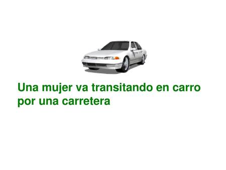 Una mujer va transitando en carro por una carretera
