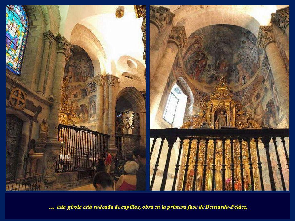 ... esta girola está rodeada de capillas, obra en la primera fase de Bernardo-Peláez.