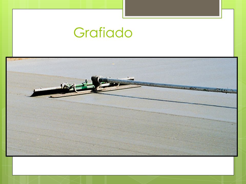 Grafiado Fig Brooming provides a slip-resistant surface mainly used on exterior concrete.