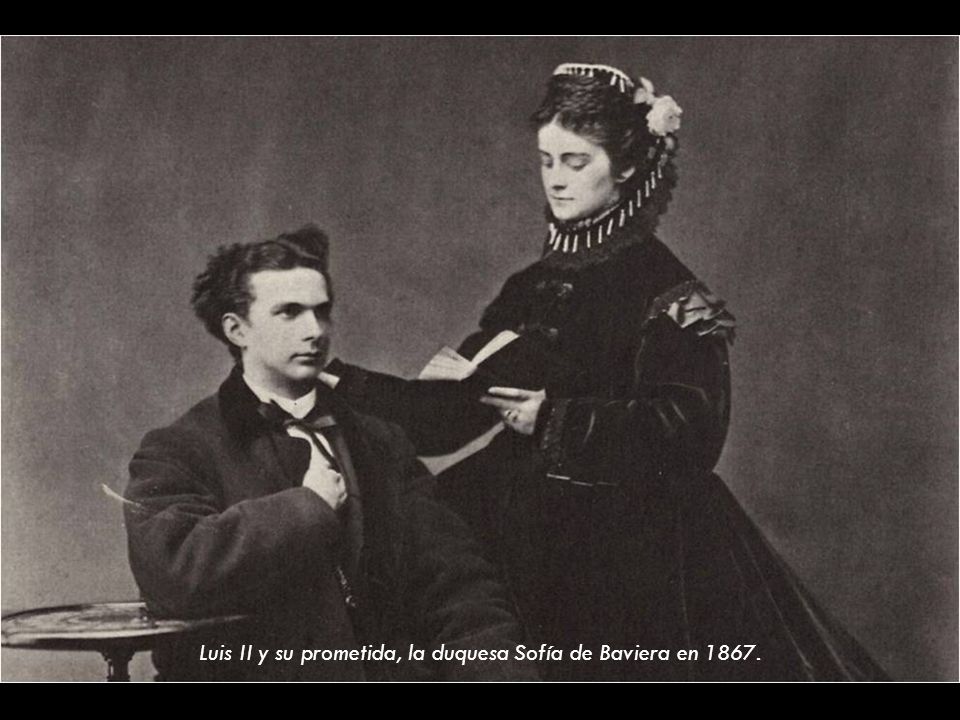 Luis II y su prometida, la duquesa Sofía de Baviera en 1867.