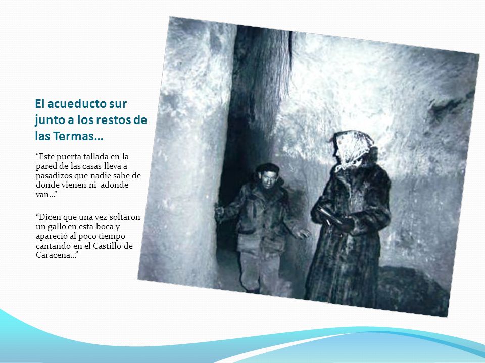 El acueducto sur junto a los restos de las Termas…