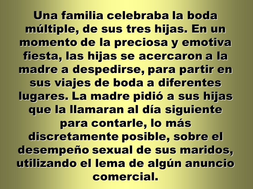 Una familia celebraba la boda múltiple, de sus tres hijas