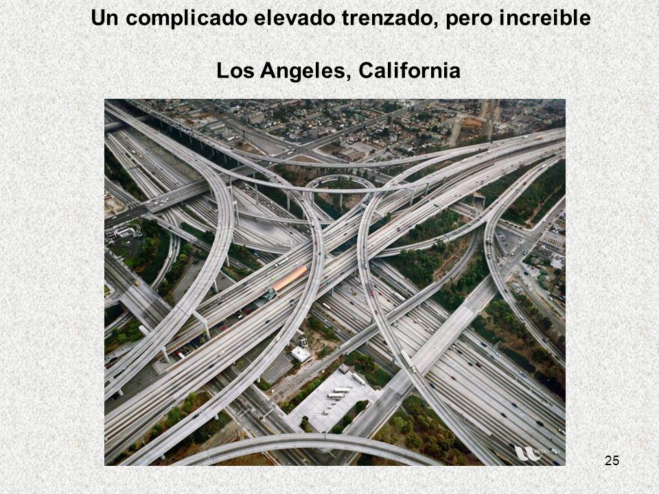 Un complicado elevado trenzado, pero increible Los Angeles, California
