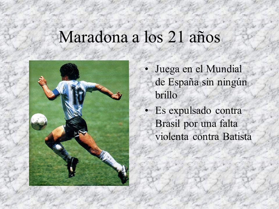 Maradona a los 21 años Juega en el Mundial de España sin ningún brillo