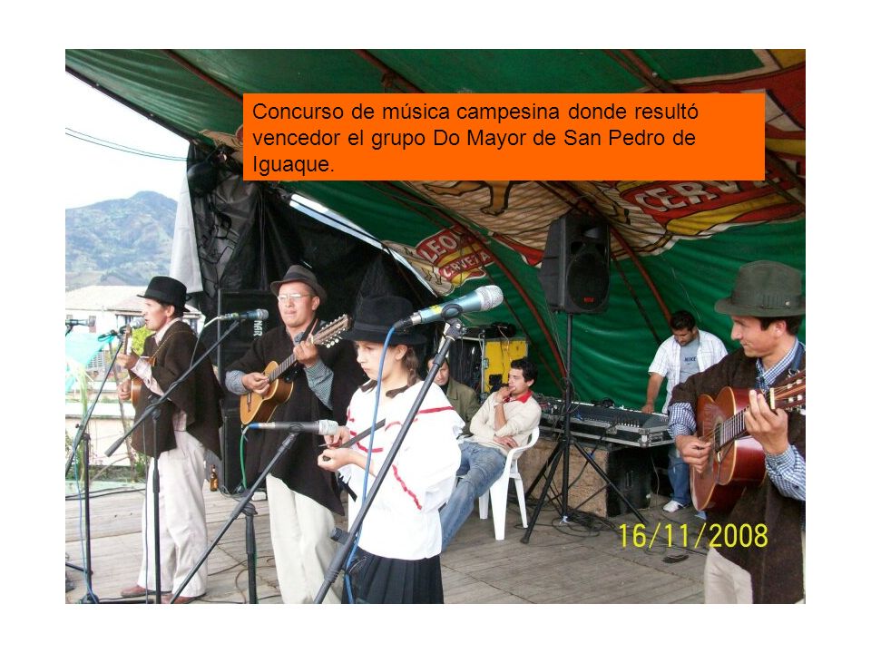 Concurso de música campesina donde resultó vencedor el grupo Do Mayor de San Pedro de Iguaque.