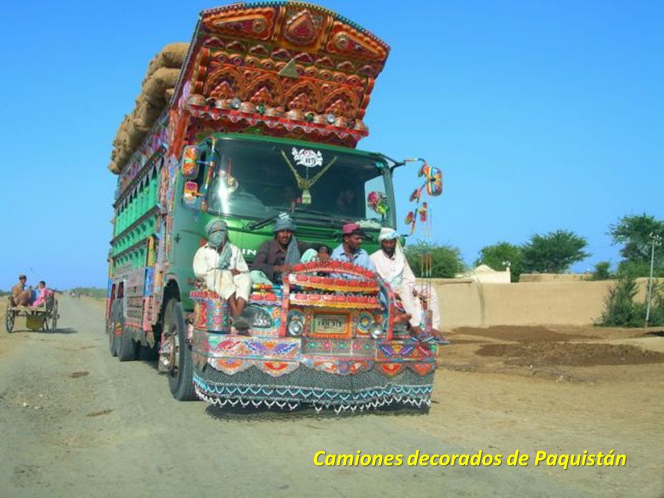Camiones decorados de Paquistán