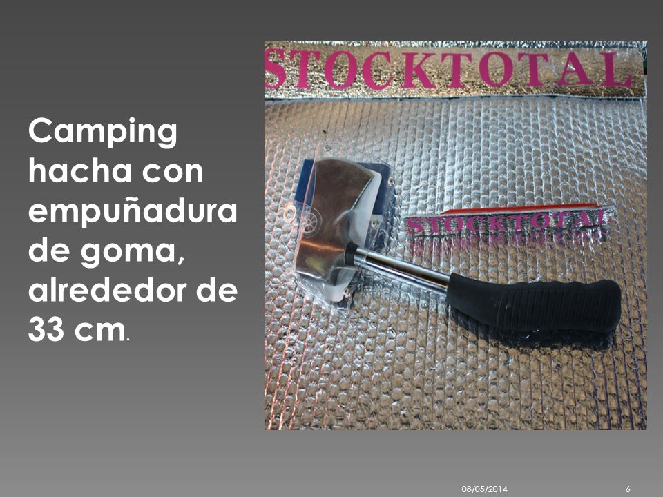 Camping hacha con empuñadura de goma, alrededor de 33 cm.