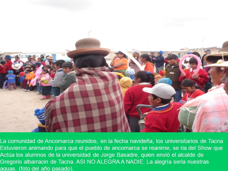 La comunidad de Ancomarca reunidos, en la fecha navideña, los universitarios de Tacna