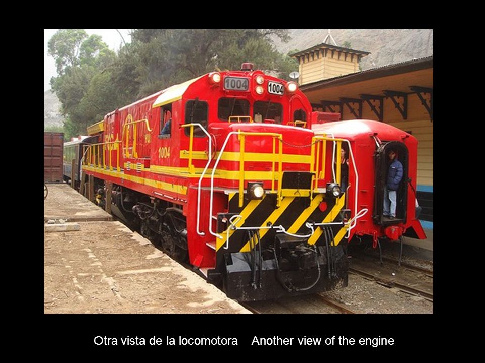 Otra vista de la locomotora Another view of the engine
