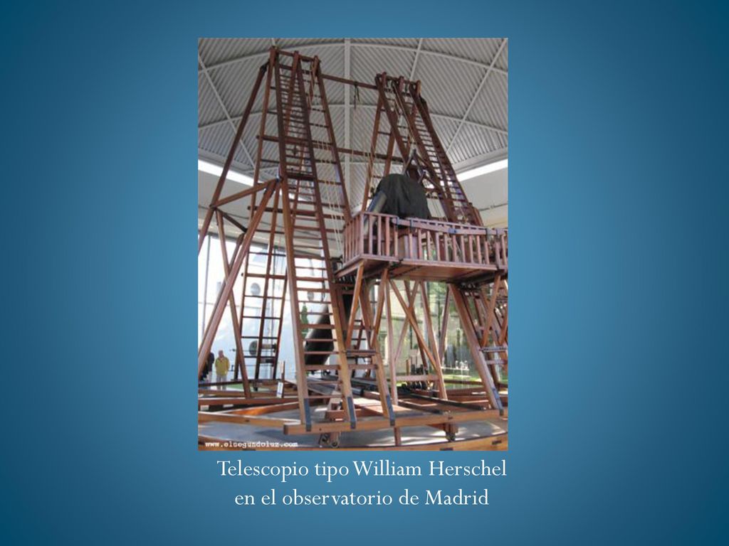 Telescopio tipo William Herschel en el observatorio de Madrid