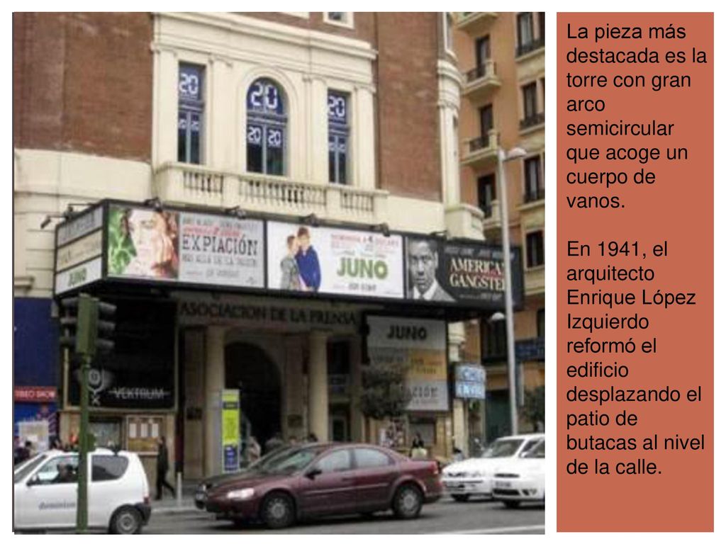 La pieza más destacada es la torre con gran arco semicircular que acoge un cuerpo de vanos.