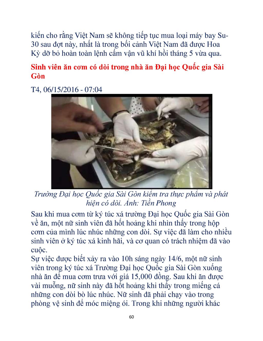 Sinh viên ăn cơm có dòi trong nhà ăn Đại học Quốc gia Sài Gòn
