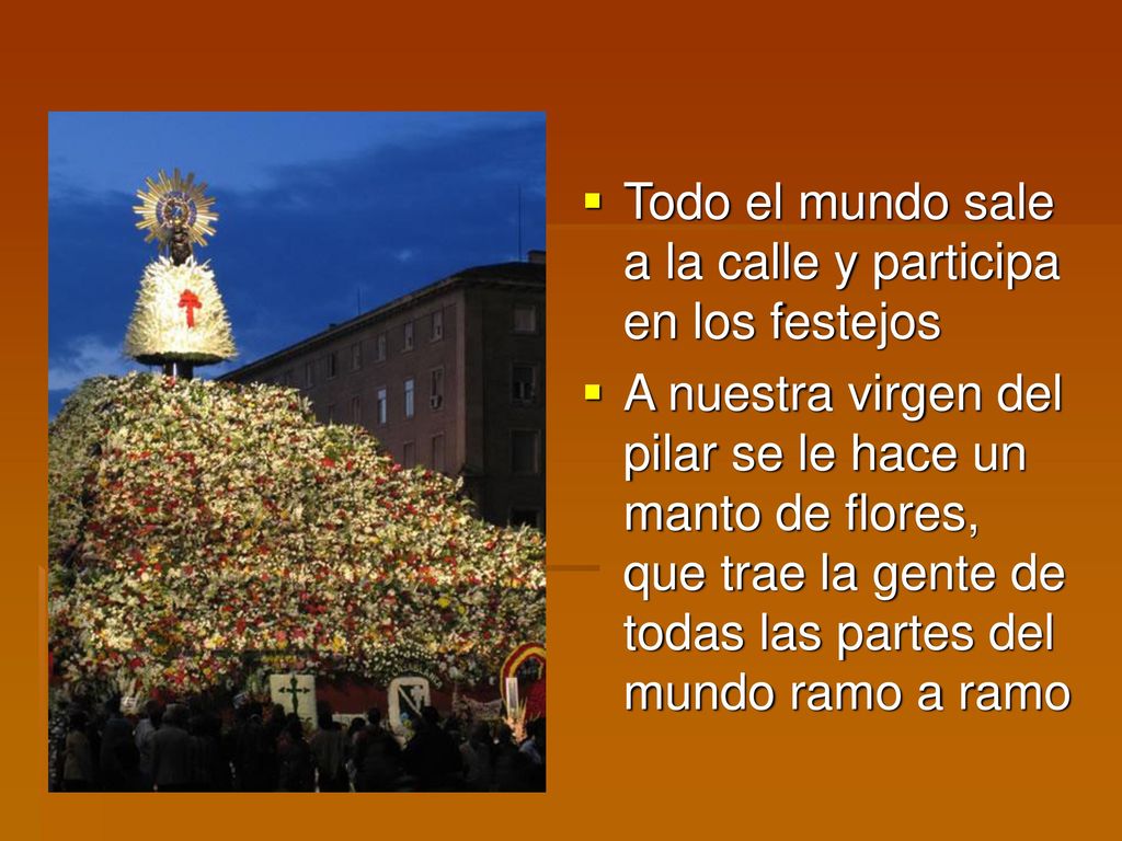 Todo el mundo sale a la calle y participa en los festejos