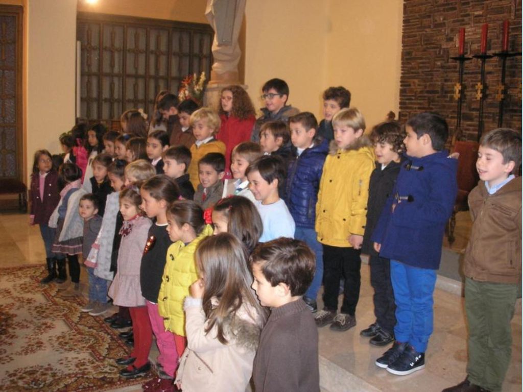 Os desea a todos a vuestros familiares y amigos Paz y Felicidad en el año 2.010