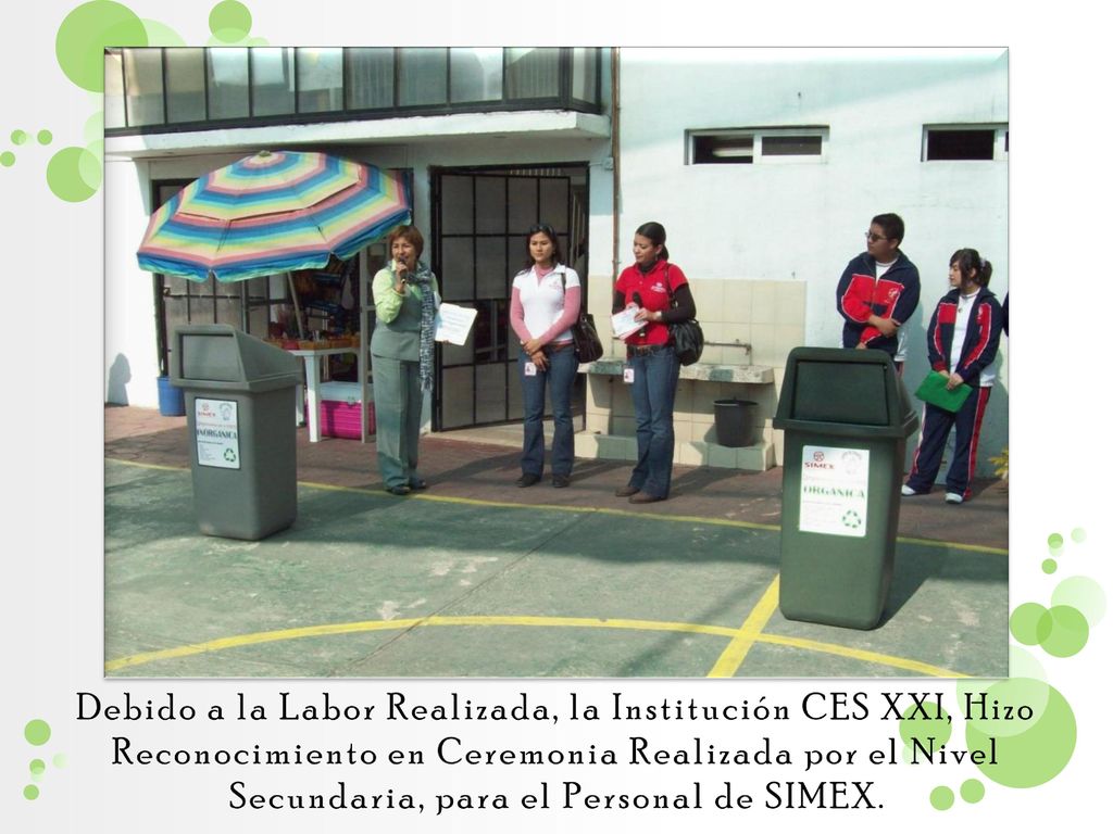 Debido a la Labor Realizada, la Institución CES XXI, Hizo Reconocimiento en Ceremonia Realizada por el Nivel Secundaria, para el Personal de SIMEX.
