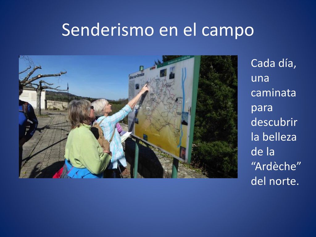 Senderismo en el campo Cada día, una caminata para descubrir la belleza de la Ardèche del norte.
