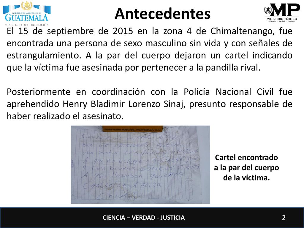 Cartel encontrado a la par del cuerpo de la víctima.