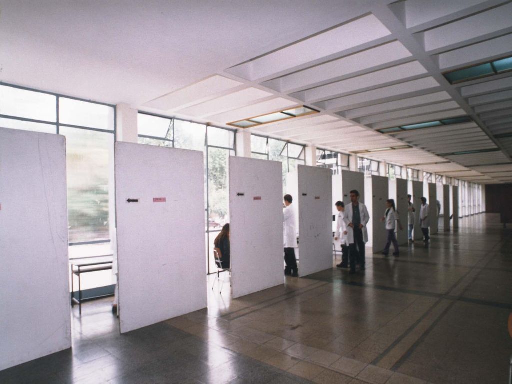 Que sea válido, o sea... que sus diferentes formas. midan consistentemente. que los examinadores puedan.