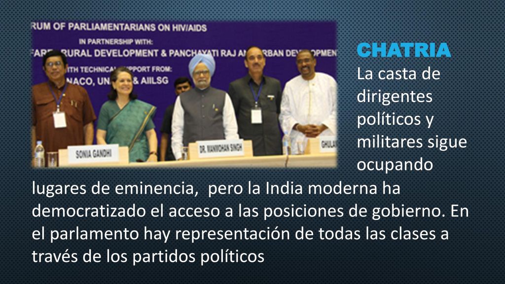 Chatria La casta de dirigentes políticos y militares sigue ocupando