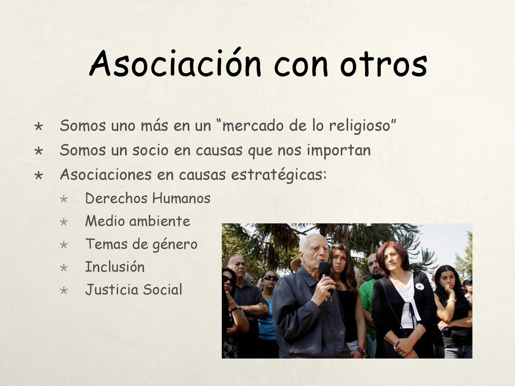 Asociación con otros Somos uno más en un mercado de lo religioso