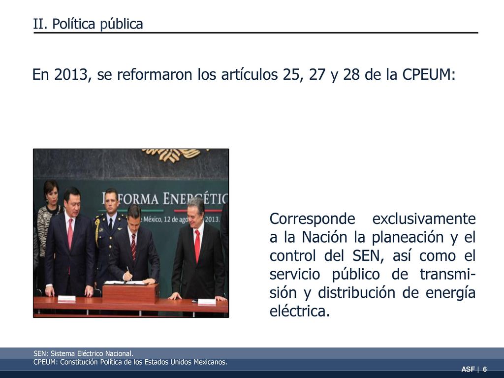 En 2013, se reformaron los artículos 25, 27 y 28 de la CPEUM: