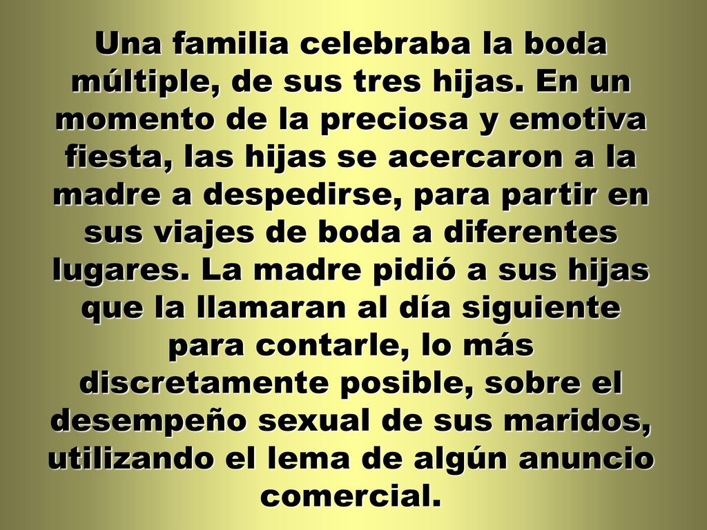 Una familia celebraba la boda múltiple, de sus tres hijas