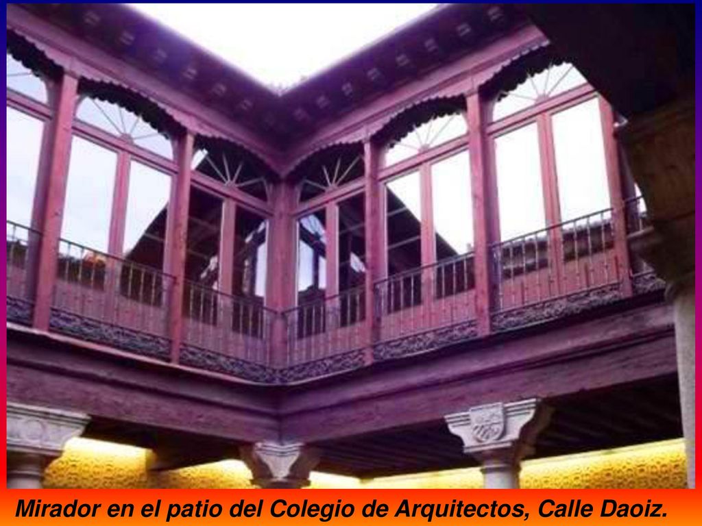 Mirador en el patio del Colegio de Arquitectos, Calle Daoiz.