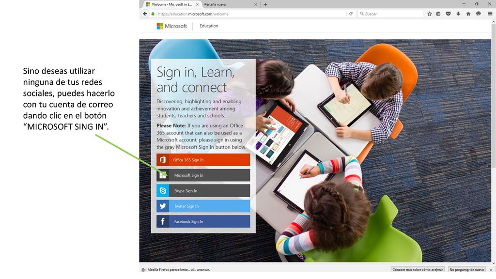 Sino deseas utilizar ninguna de tus redes sociales, puedes hacerlo con tu cuenta de correo dando clic en el botón MICROSOFT SING IN .
