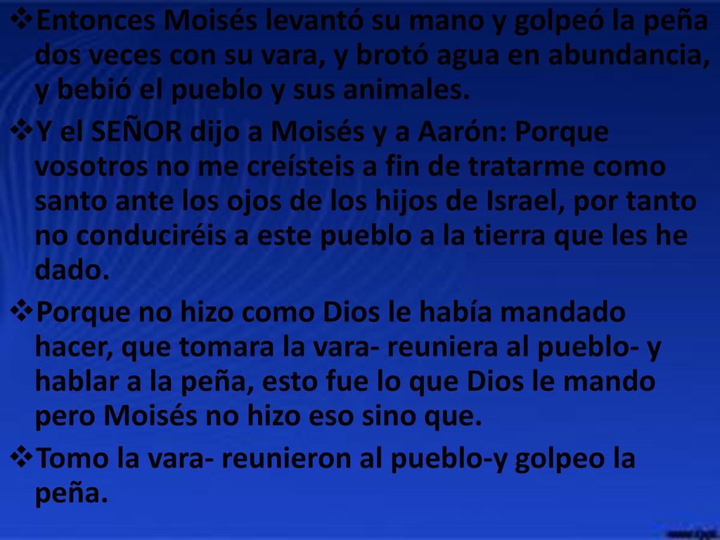 Entonces Moisés levantó su mano y golpeó la peña dos veces con su vara, y brotó agua en abundancia, y bebió el pueblo y sus animales.