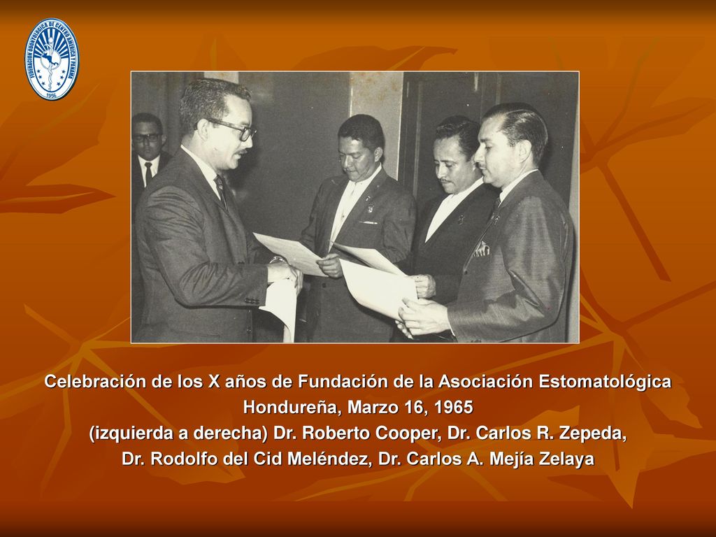 (izquierda a derecha) Dr. Roberto Cooper, Dr. Carlos R. Zepeda,