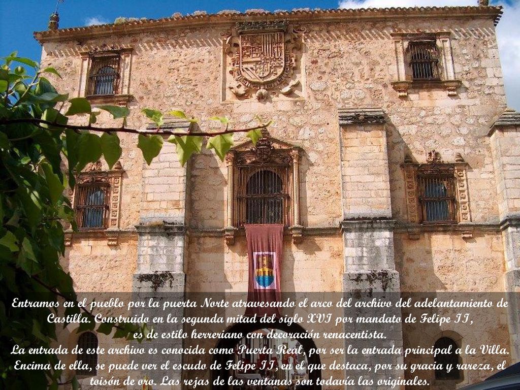 es de estilo herreriano con decoración renacentista.
