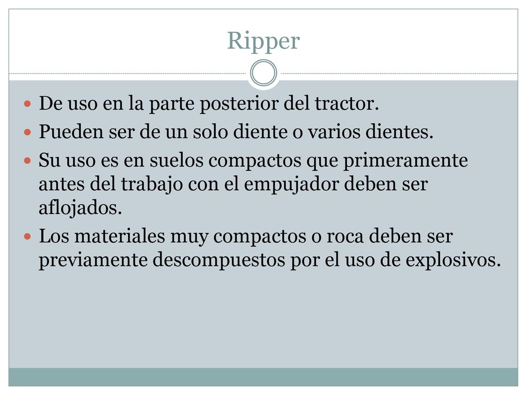 Ripper De uso en la parte posterior del tractor.