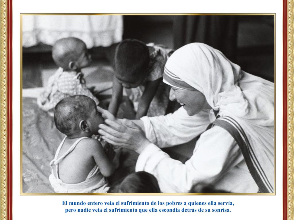 pero nadie veía el sufrimiento que ella escondía detrás de su sonrisa.