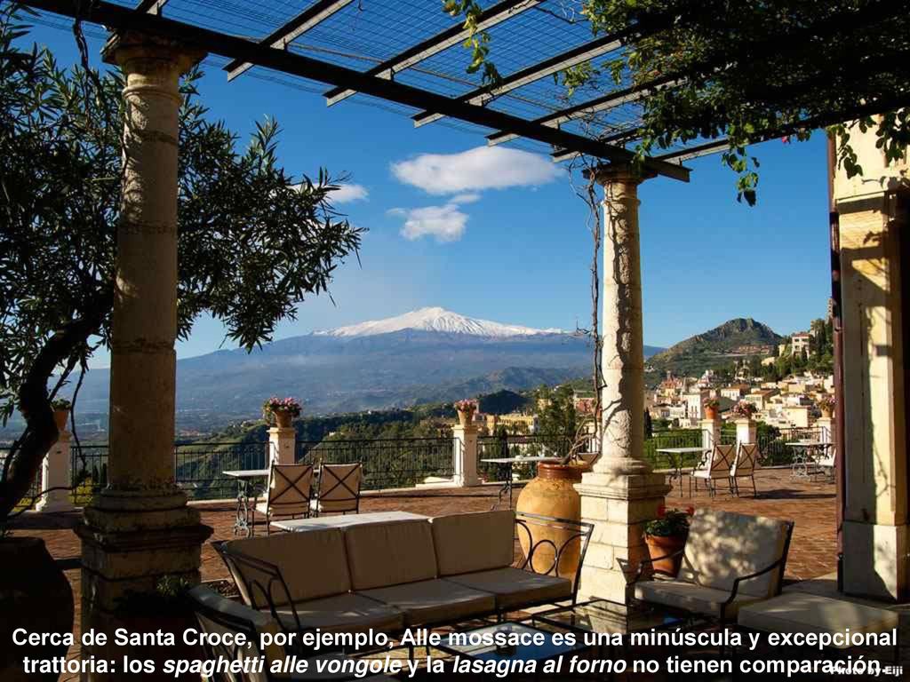 Cerca de Santa Croce, por ejemplo, Alle mossace es una minúscula y excepcional trattoria: los spaghetti alle vongole y la lasagna al forno no tienen comparación.