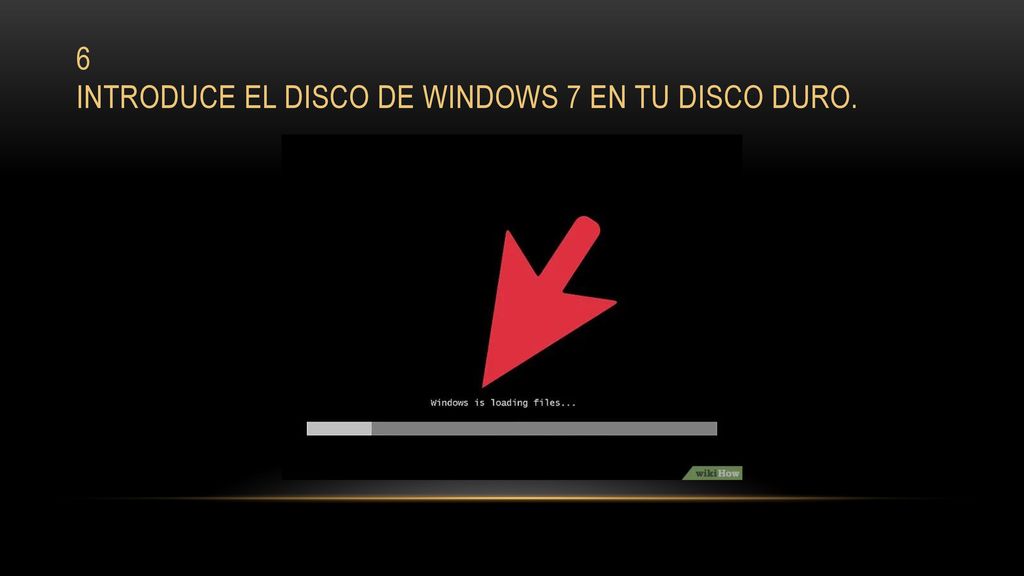 6 Introduce el disco de Windows 7 en tu disco duro.