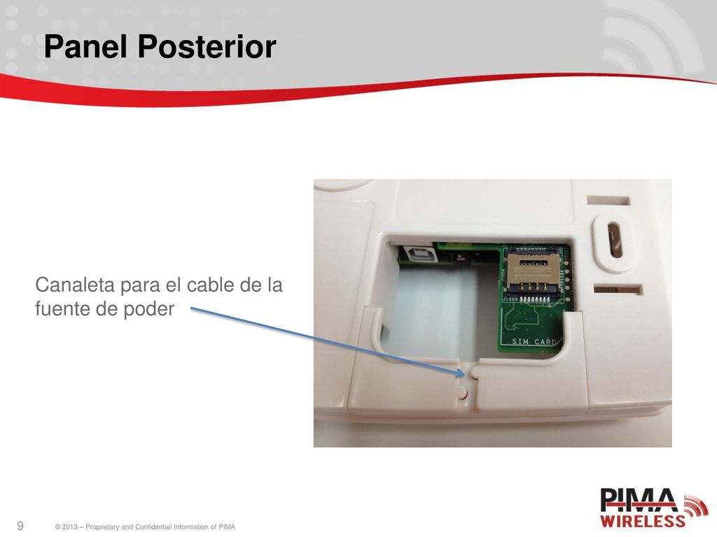 Panel Posterior Canaleta para el cable de la fuente de poder