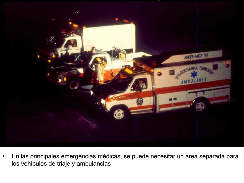 En las principales emergencias médicas, se puede necesitar un área separada para los vehículos de triaje y ambulancias