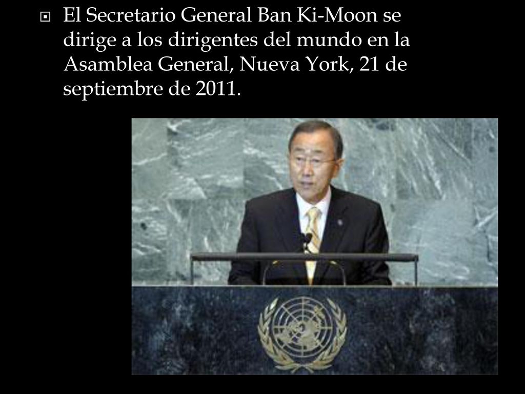 El Secretario General Ban Ki-Moon se dirige a los dirigentes del mundo en la Asamblea General, Nueva York, 21 de septiembre de 2011.